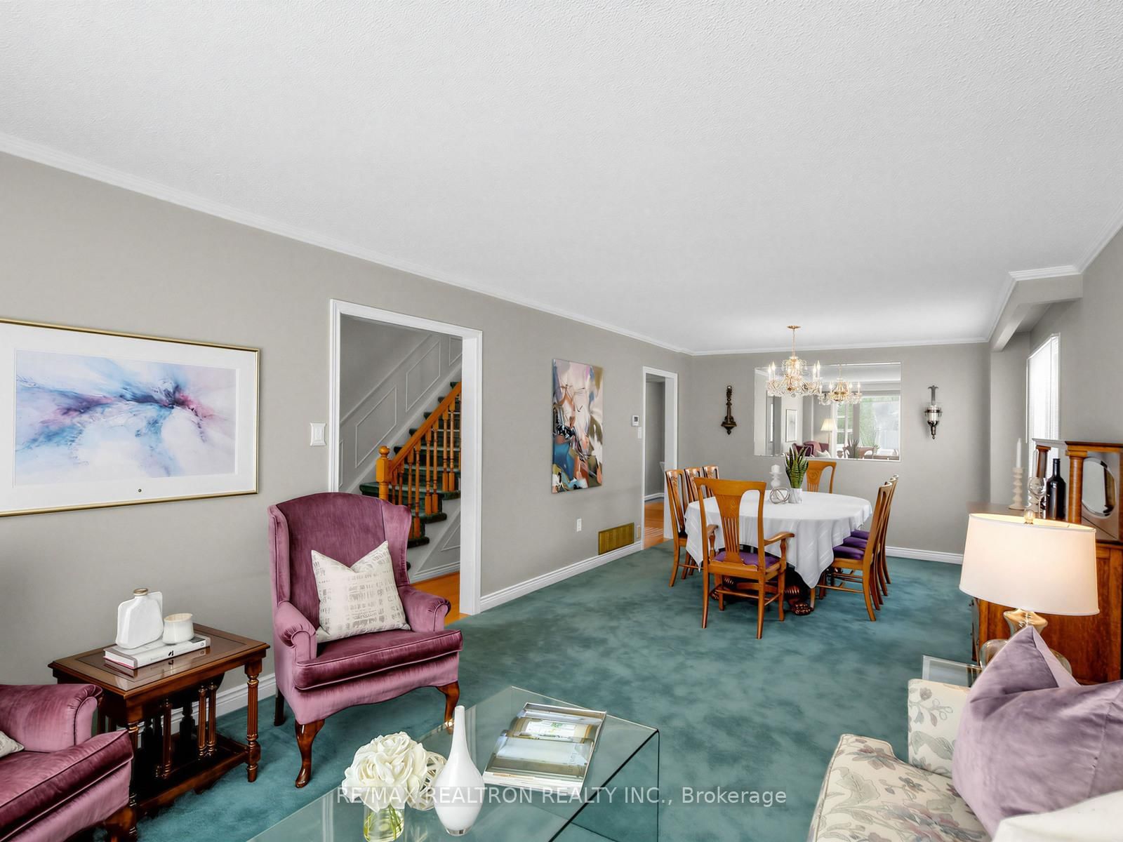 Detached House sold at 35 Sir Galahad Place, Markham, Ontario, L3P 3K7 - Markham Village - MLS: N12778752