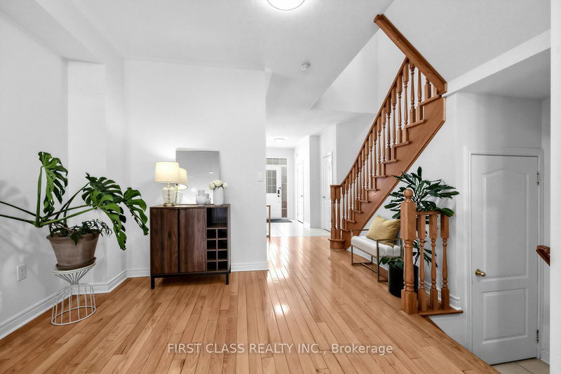 36 - 8 Townwood Dr, Richmond Hill, L4E 4Y3 | Image 3