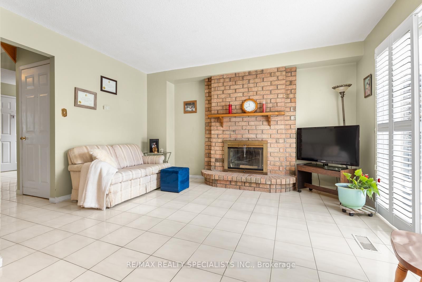 Detached House sold at 81 Bendamere Crescent, Markham, Ontario, L3P 6Y1 - Raymerville - MLS: N12779048