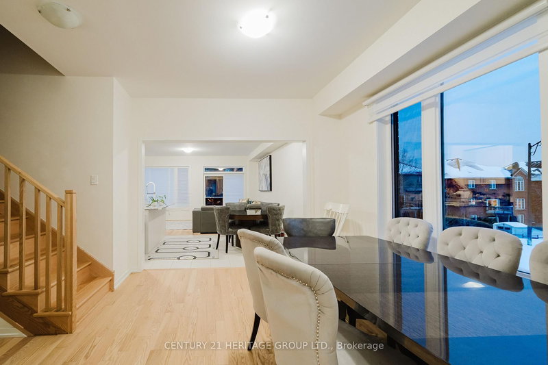 56 Rumi Crt, Vaughan, L6A 4B3 | Image 2