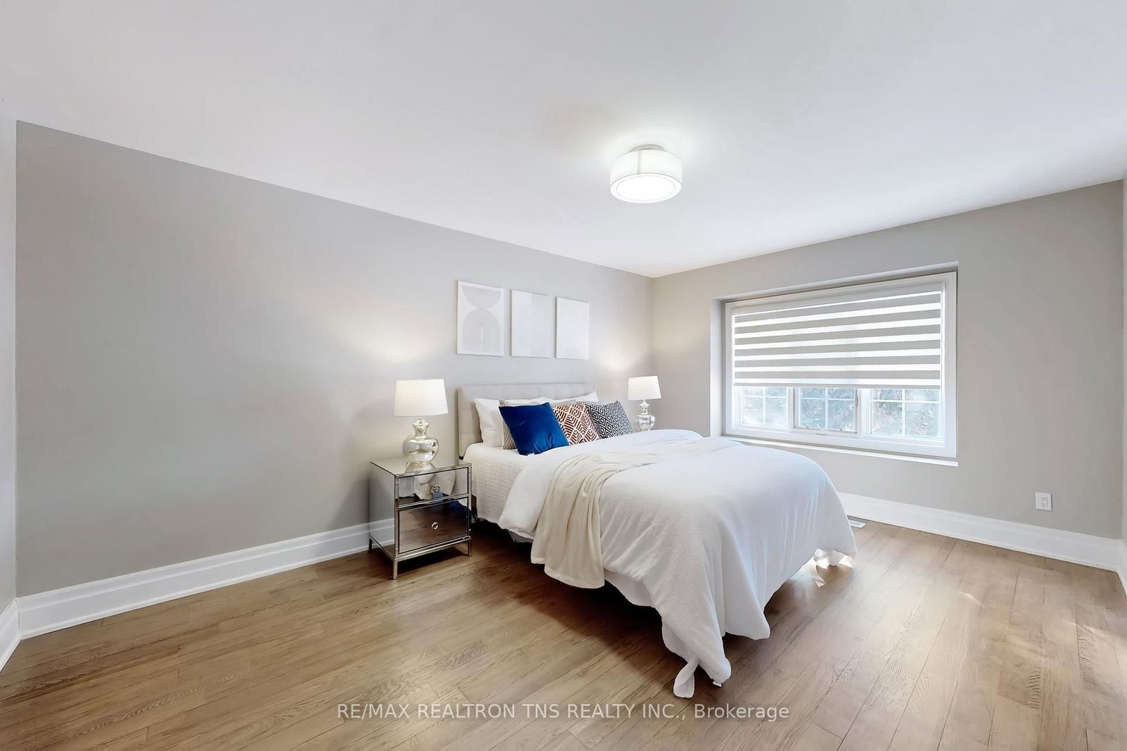 Detached House for sale at 11 Delevan Court, Richmond Hill, Ontario, L4B 3W8 - Bayview Hill - MLS: N12780610