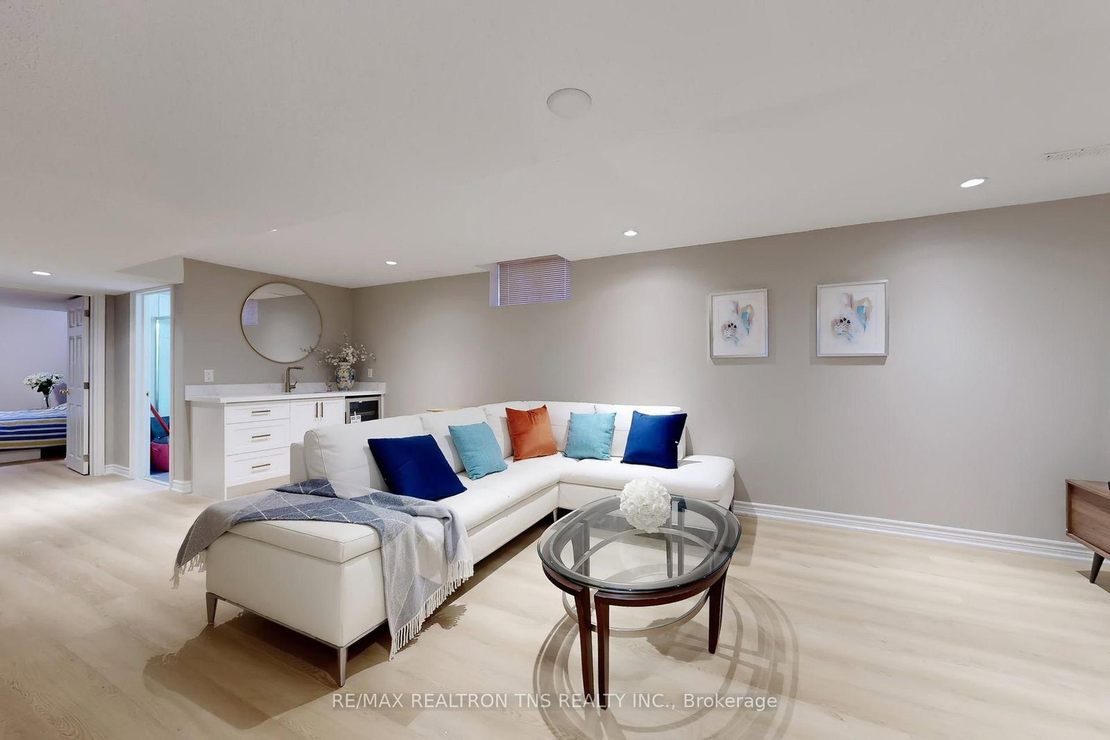 Detached House for sale at 11 Delevan Court, Richmond Hill, Ontario, L4B 3W8 - Bayview Hill - MLS: N12780610