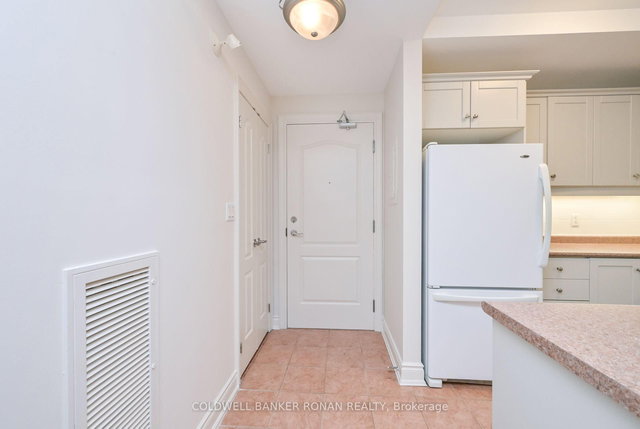 202 - 78 Sunset Boulevard