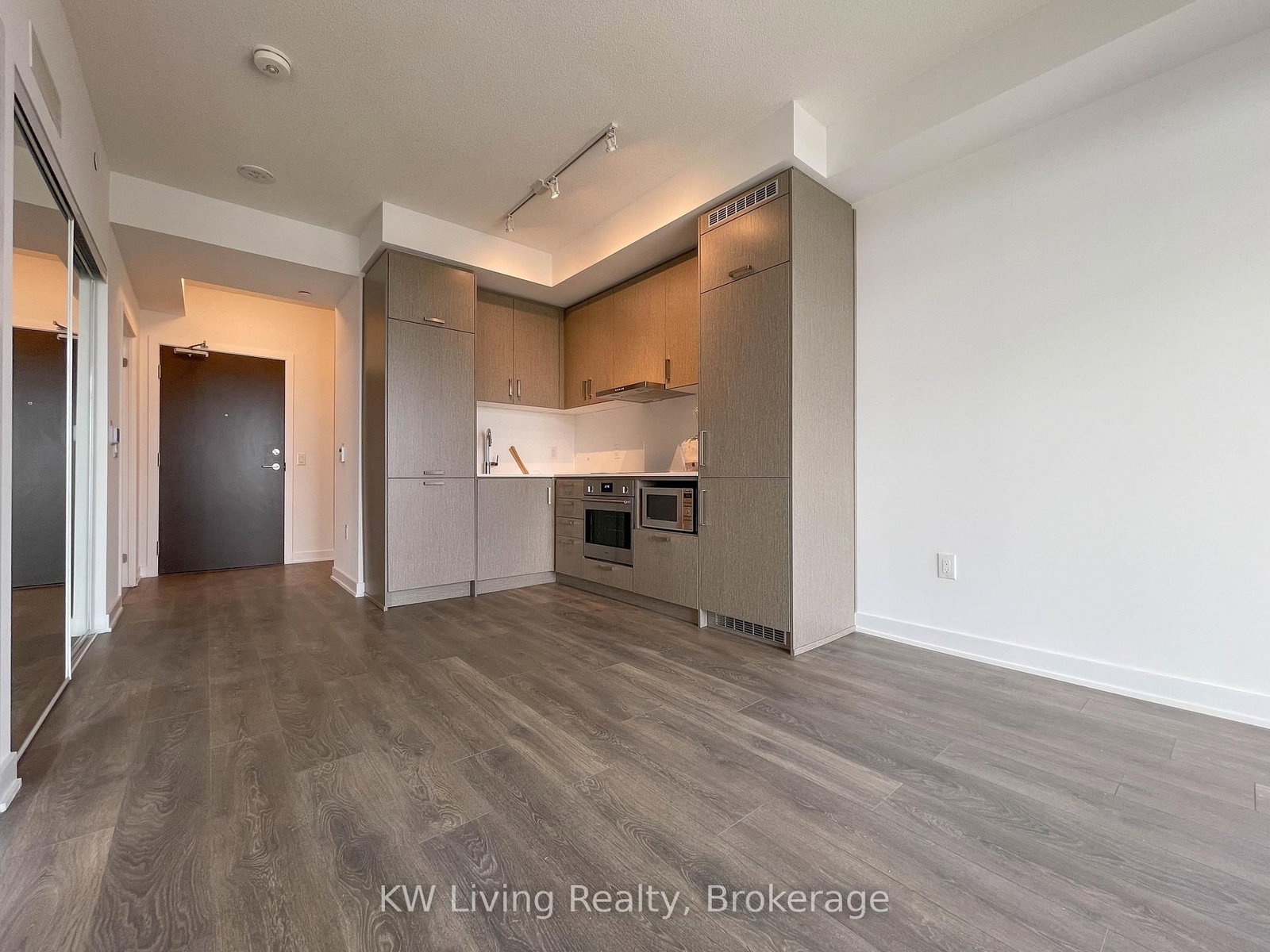 60 Honeycrisp Crescent, Unit 1510 - Photo 9