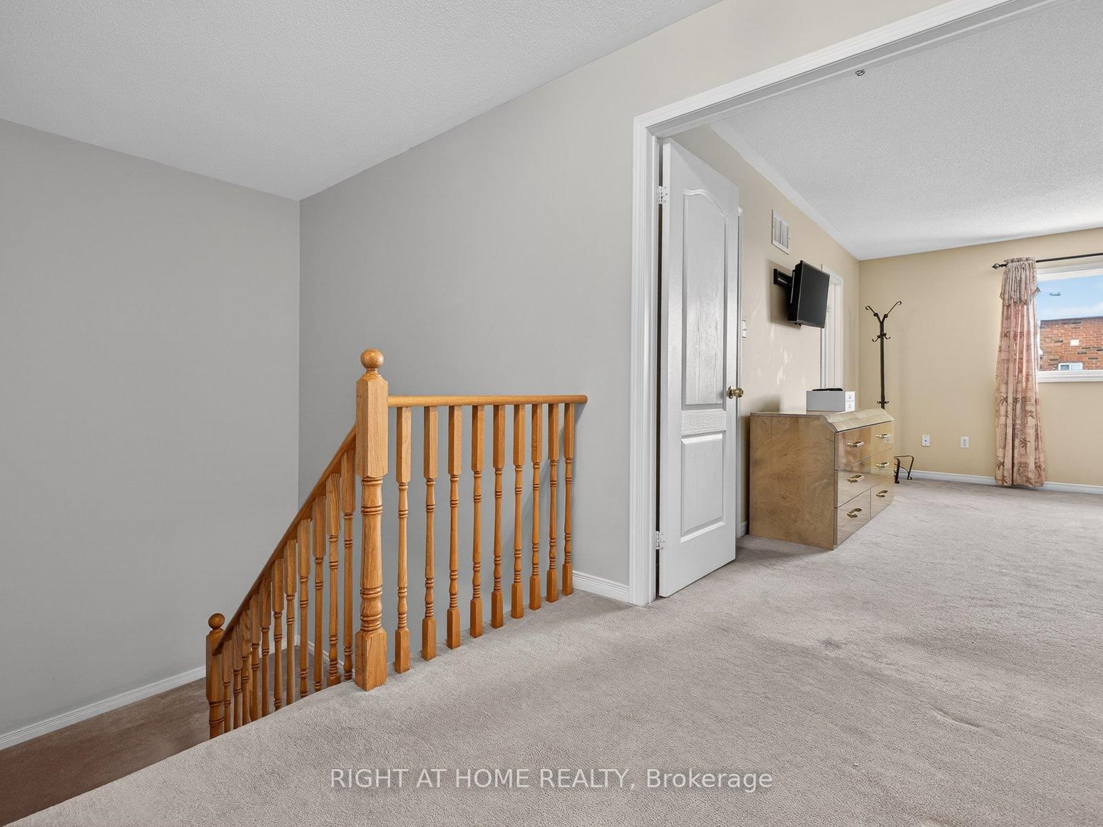 349 Wood Duck Lane • Newmarket, ON photo 16