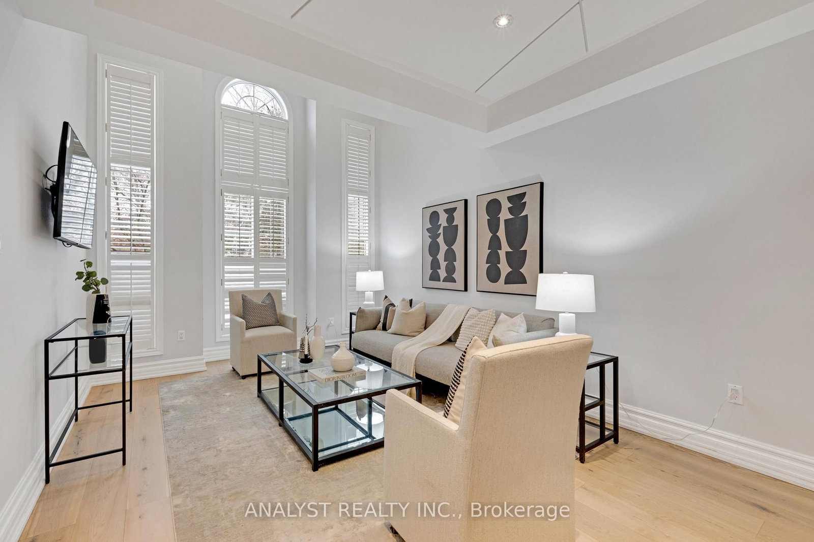 Detached House for sale at 43 Carstad Crescent, Vaughan, Ontario, L4H 1H5 - Islington Woods - MLS: N12782168