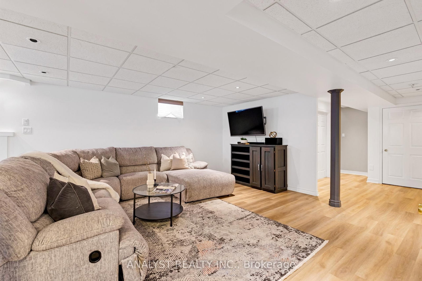 Detached House for sale at 43 Carstad Crescent, Vaughan, Ontario, L4H 1H5 - Islington Woods - MLS: N12782168