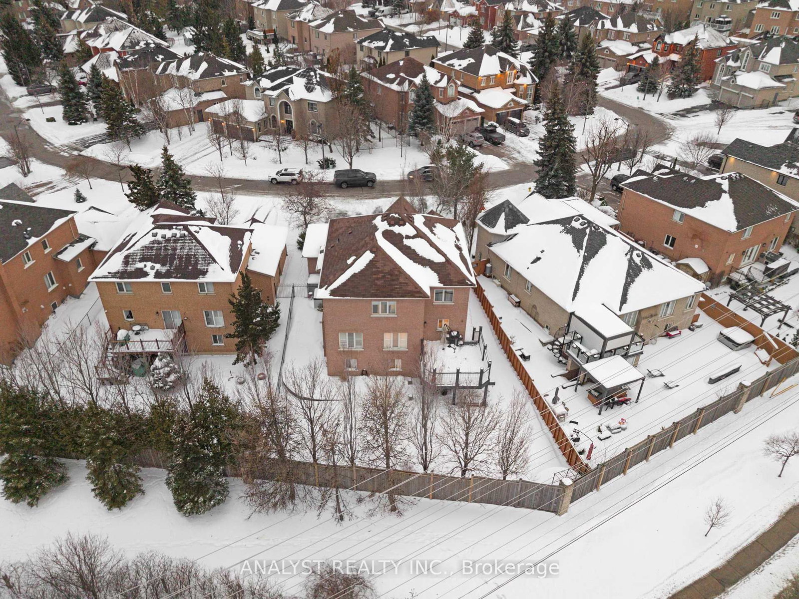 Detached House for sale at 43 Carstad Crescent, Vaughan, Ontario, L4H 1H5 - Islington Woods - MLS: N12782168