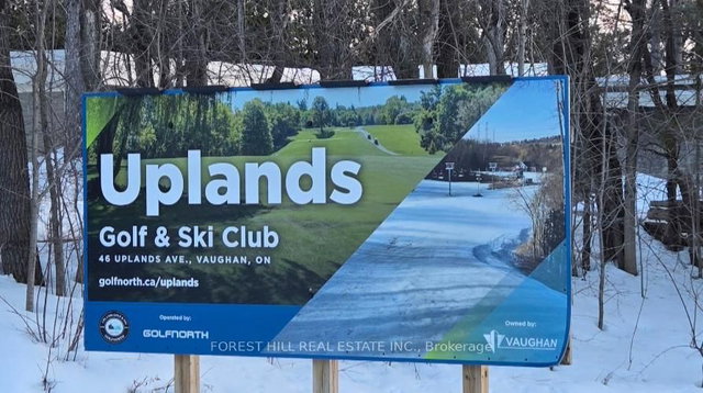 9 Vistaview Boulevard