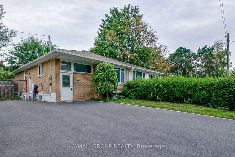 MAIN - 140 Cherrywood Dr, Newmarket, L3Y 2X7 | Image 2