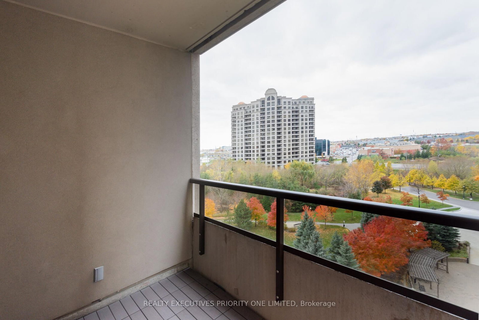 Condo for sale at 614-9255 Jane Street, Vaughan, Ontario, L6A 0K1 - Maple - MLS: N12782918