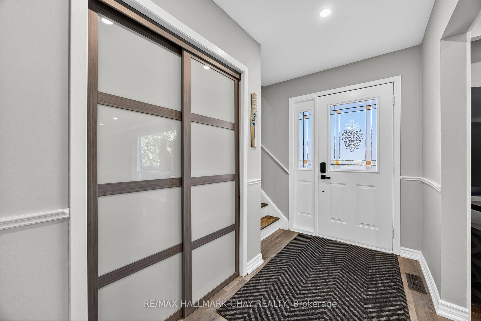 Detached House for sale at 49 Brown Street, New Tecumseth, Ontario, L0G 1W0 - Tottenham - MLS: N12783596