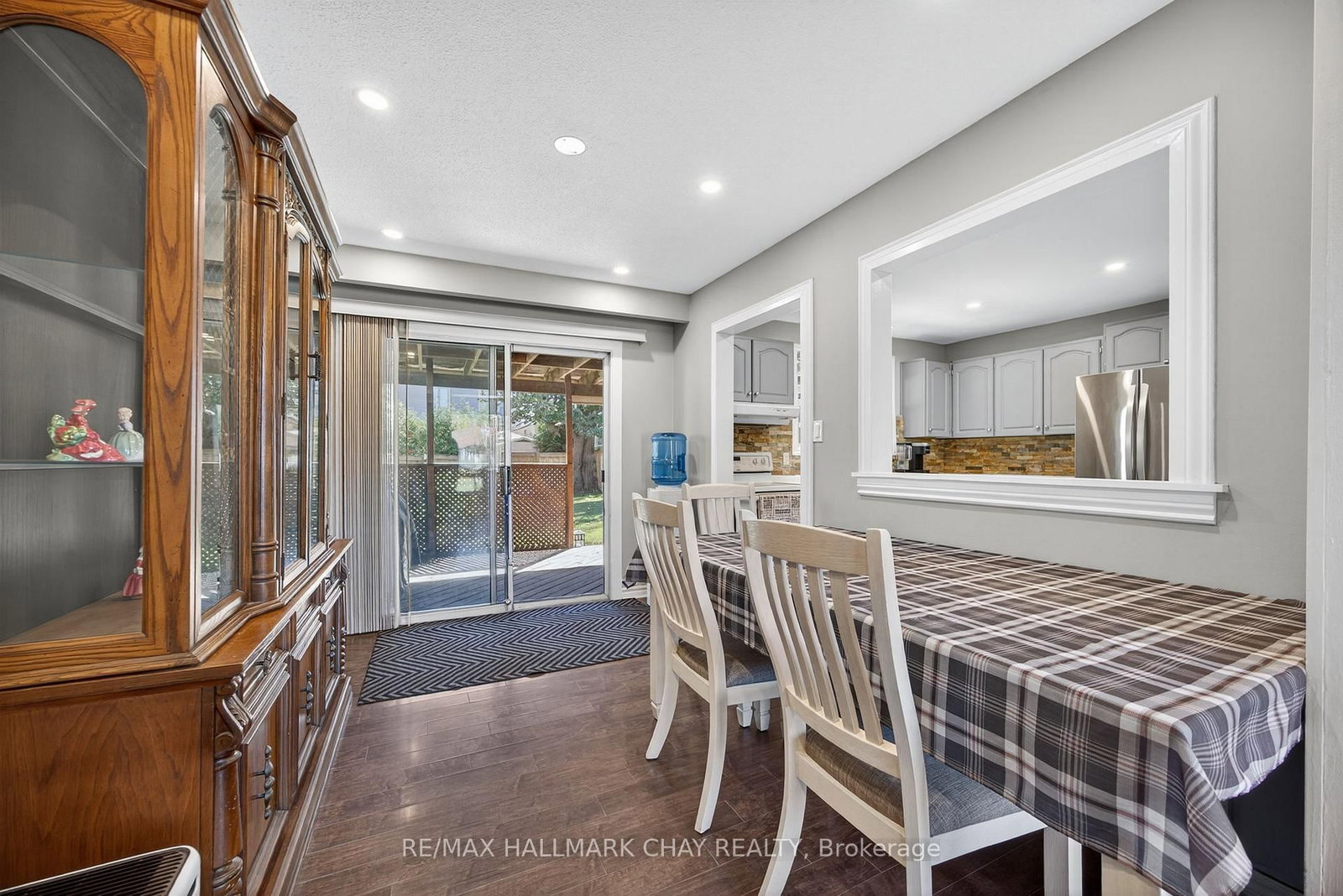 Detached House for sale at 49 Brown Street, New Tecumseth, Ontario, L0G 1W0 - Tottenham - MLS: N12783596