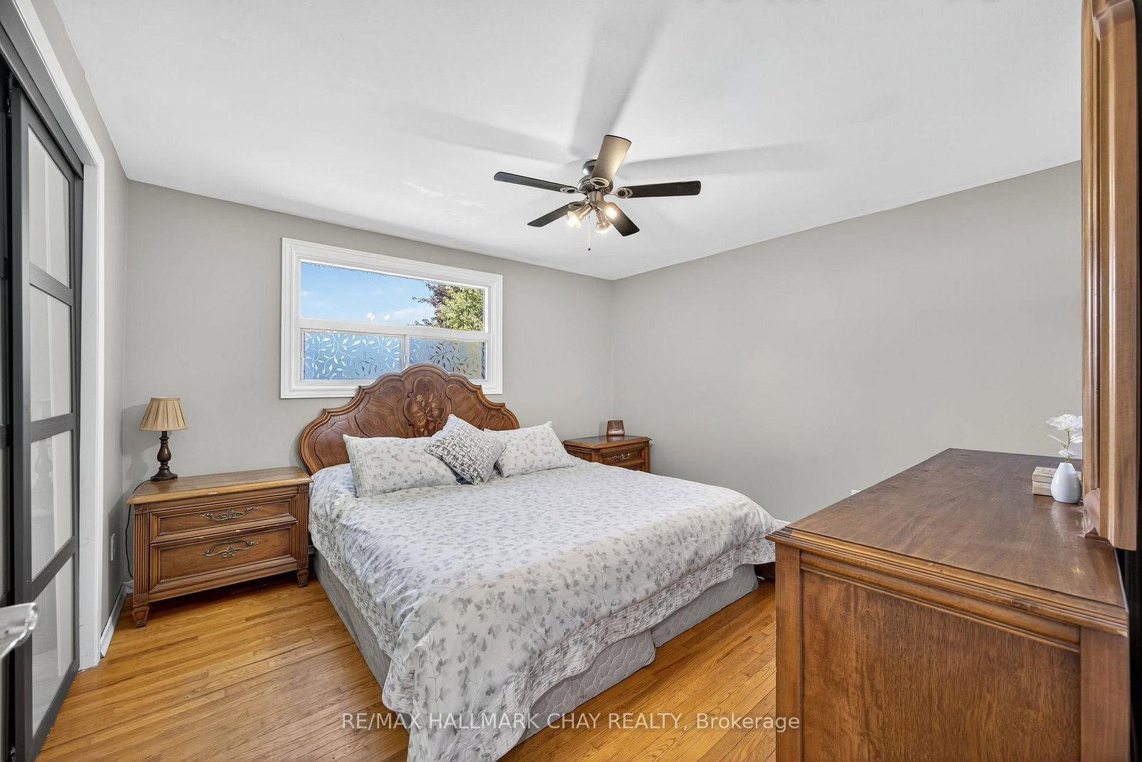 Detached House for sale at 49 Brown Street, New Tecumseth, Ontario, L0G 1W0 - Tottenham - MLS: N12783596