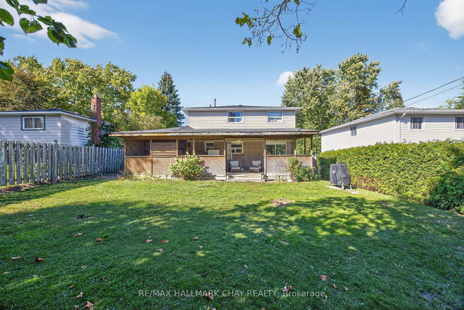 Detached House for sale at 49 Brown Street, New Tecumseth, Ontario, L0G 1W0 - Tottenham - MLS: N12783596