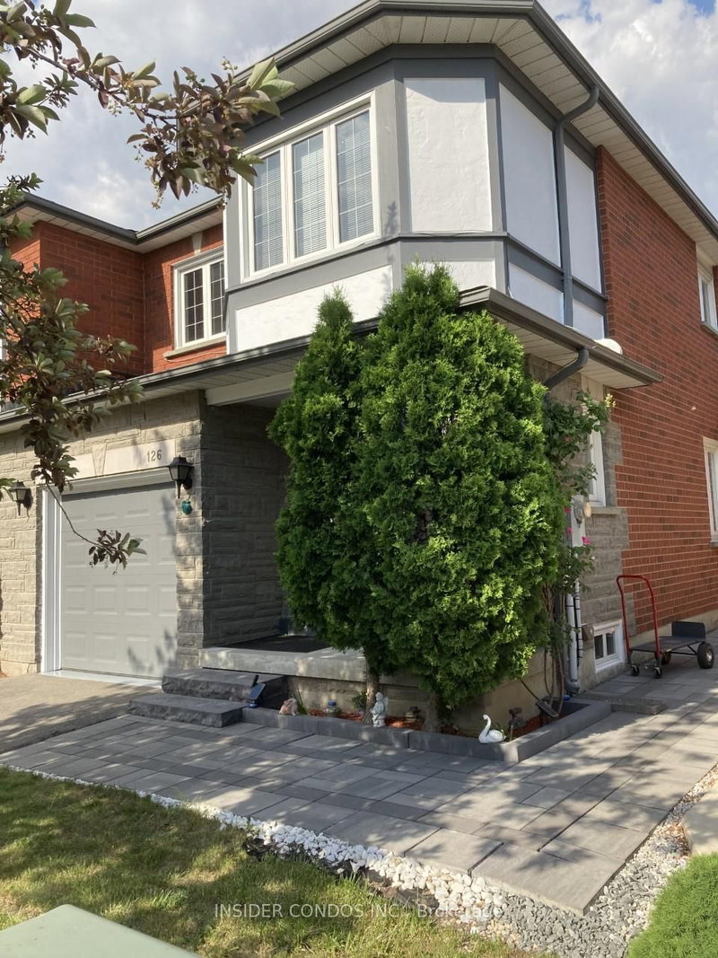 126 Pinedale Gate, Vaughan, L4L 8X3 | Image 2