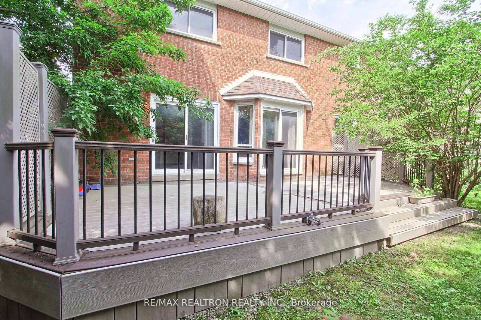 Detached House for sale at 19 Crystal Drive, Richmond Hill, Ontario, L4C 7Z4 - Mill Pond - MLS: N12786294