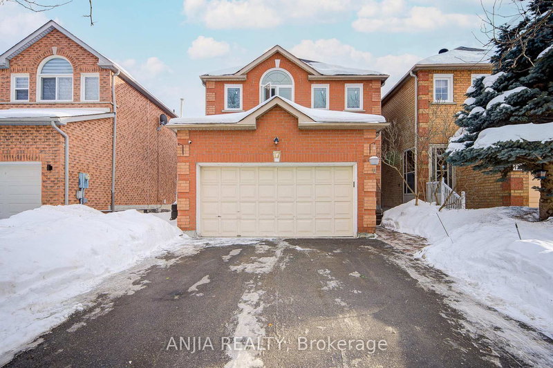 17 Kenborough Crt, Markham, L3S 3P3 | Image 2
