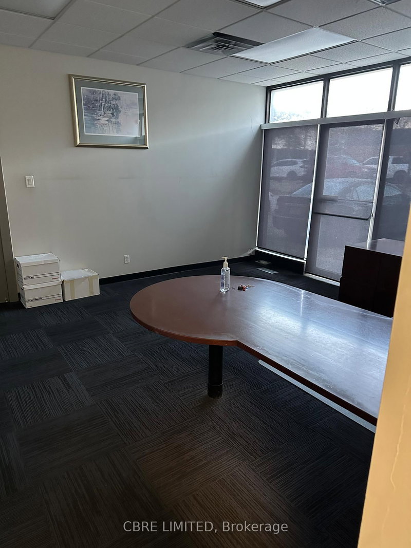 401 Bowes Rd, Vaughan, L4K 1J4 | Image 3