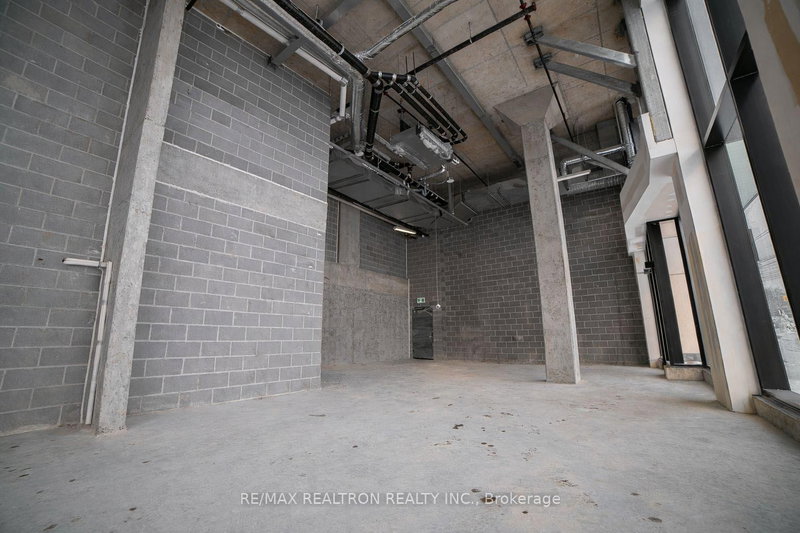 118 - 8188 Yonge St, Vaughan, L4J 0M2 | Image 3