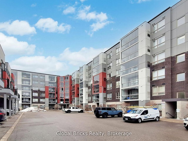 218 - 2 Adam Sellers Street