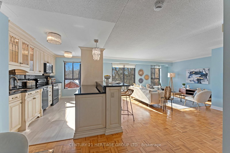 PH 1 - 15390 Yonge St, Aurora, L4G 1N8 | Image 3