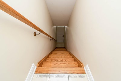 2-9621 Jane Street, Vaughan, Ontario image-0-1