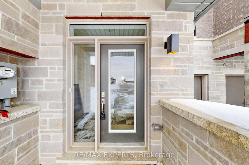 50 Schmeltzer Cres, Richmond Hill, L4E 1K9 | Image 3