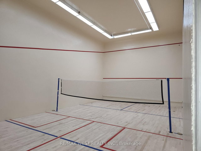 513 - 309 Major Mackenzie Drive E