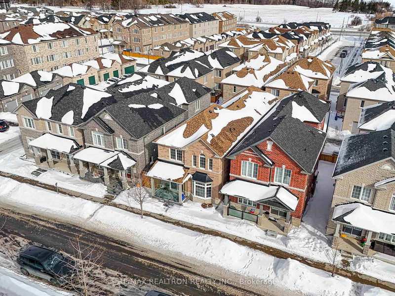 51 Albert Lewis St, Markham, L6B 0Z3 | Image 3