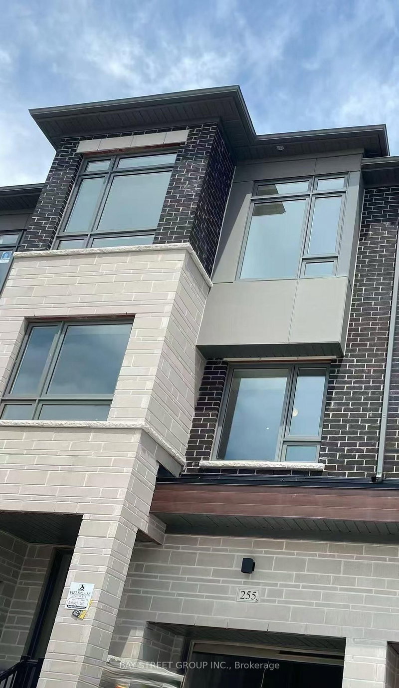 255 Tennant Circ, Vaughan, L4H 5L3 | Image 2