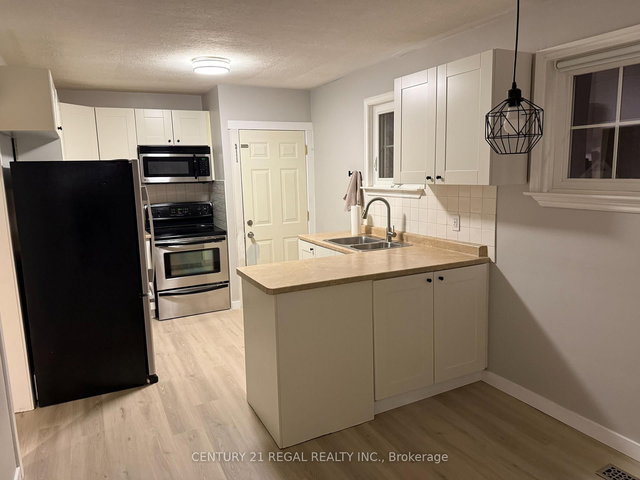 Main - 257 Silverbirch Drive