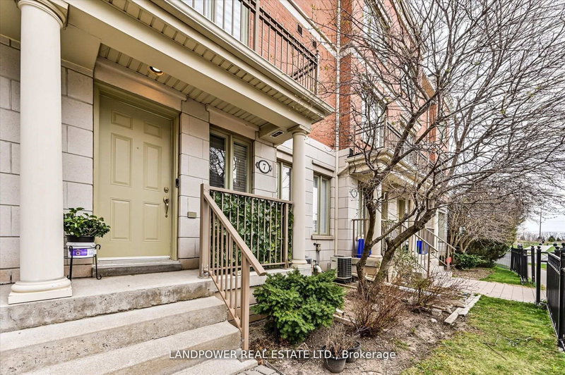 7 Saddlecreek Dr, Markham, L3T 0A4 | Image 2