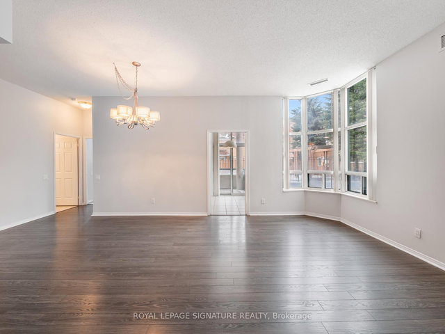 102 - 5 Emerald Lane