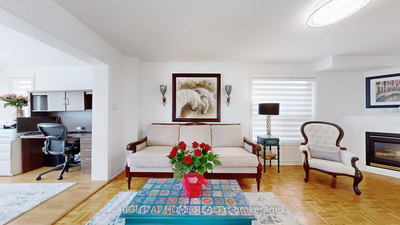 55 Hollybush Dr, Vaughan, L6A 2H5 | Image 3