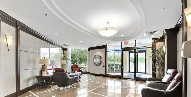 105 - 18 Harding Blvd, Richmond Hill, L4C 0T3 | Image 2