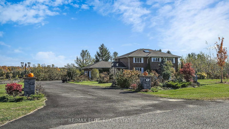 9 Island Lake Dr, Whitchurch-Stouffville, L4A 7X4 | Image 3