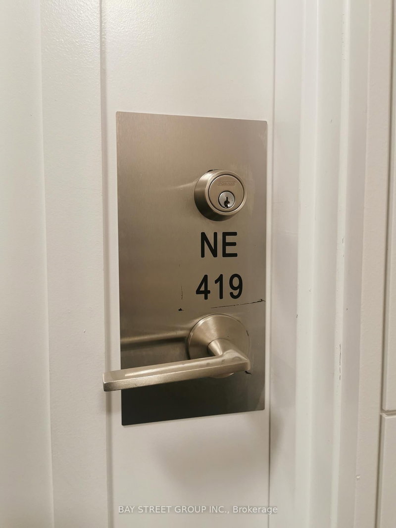 419 - 9205 Yonge St, Richmond Hill, L4C 1V5 | Image 2