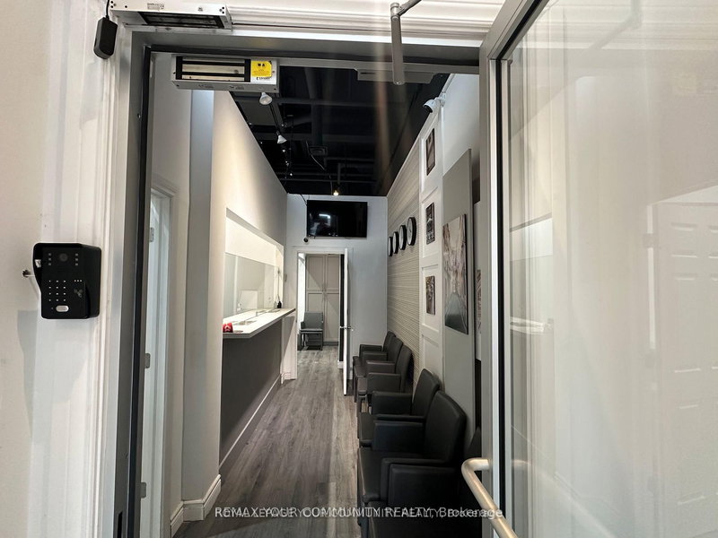 18 - 7181 Yonge St, Markham, L3T 0C7 | Image 3