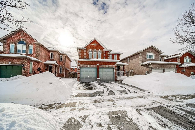 93 Amberview Dr, Georgina, L4P 3Y4 | Image 2