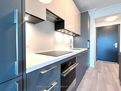 3909-8 Water Walk Drive, Markham, Ontario image-0-3