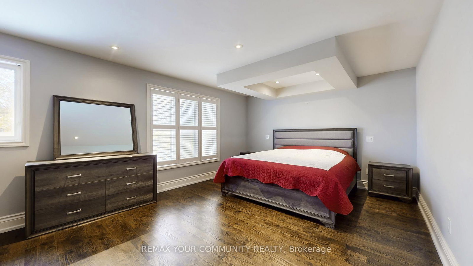 Detached House for sale at 83 Hunt Avenue, Richmond Hill, Ontario, L4C 4H1 - Mill Pond - MLS: N12798530