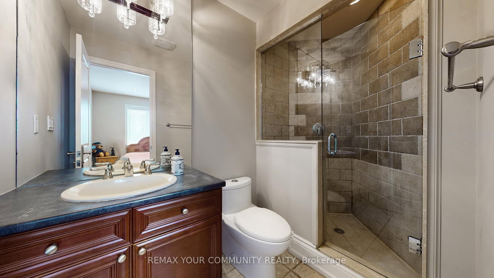 Detached House for sale at 83 Hunt Avenue, Richmond Hill, Ontario, L4C 4H1 - Mill Pond - MLS: N12798530