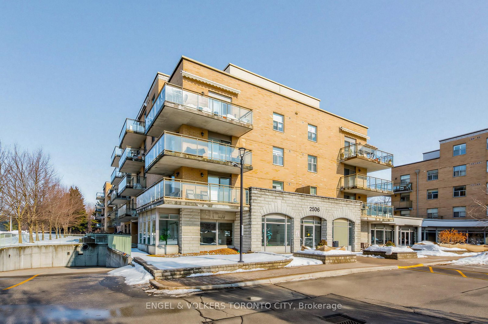 Condo for sale at 105-2506 Rutherford Road, Vaughan, Ontario, L4K 5N4 - Maple - MLS: N12798626
