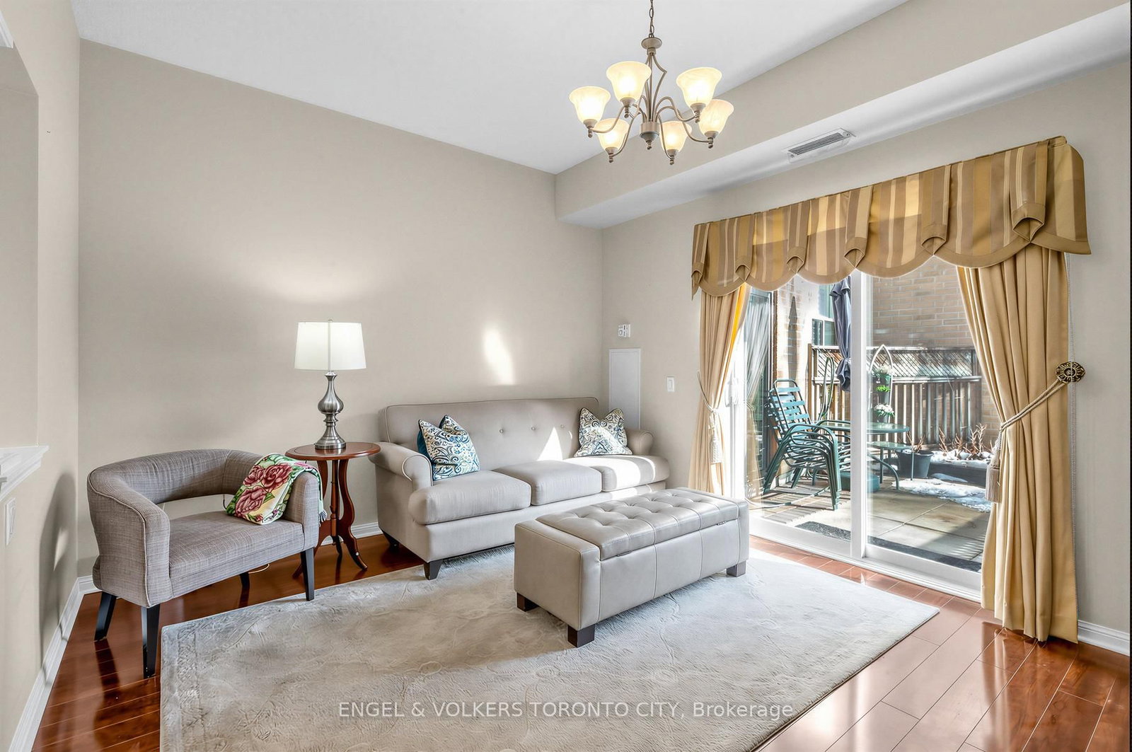 Condo for sale at 105-2506 Rutherford Road, Vaughan, Ontario, L4K 5N4 - Maple - MLS: N12798626