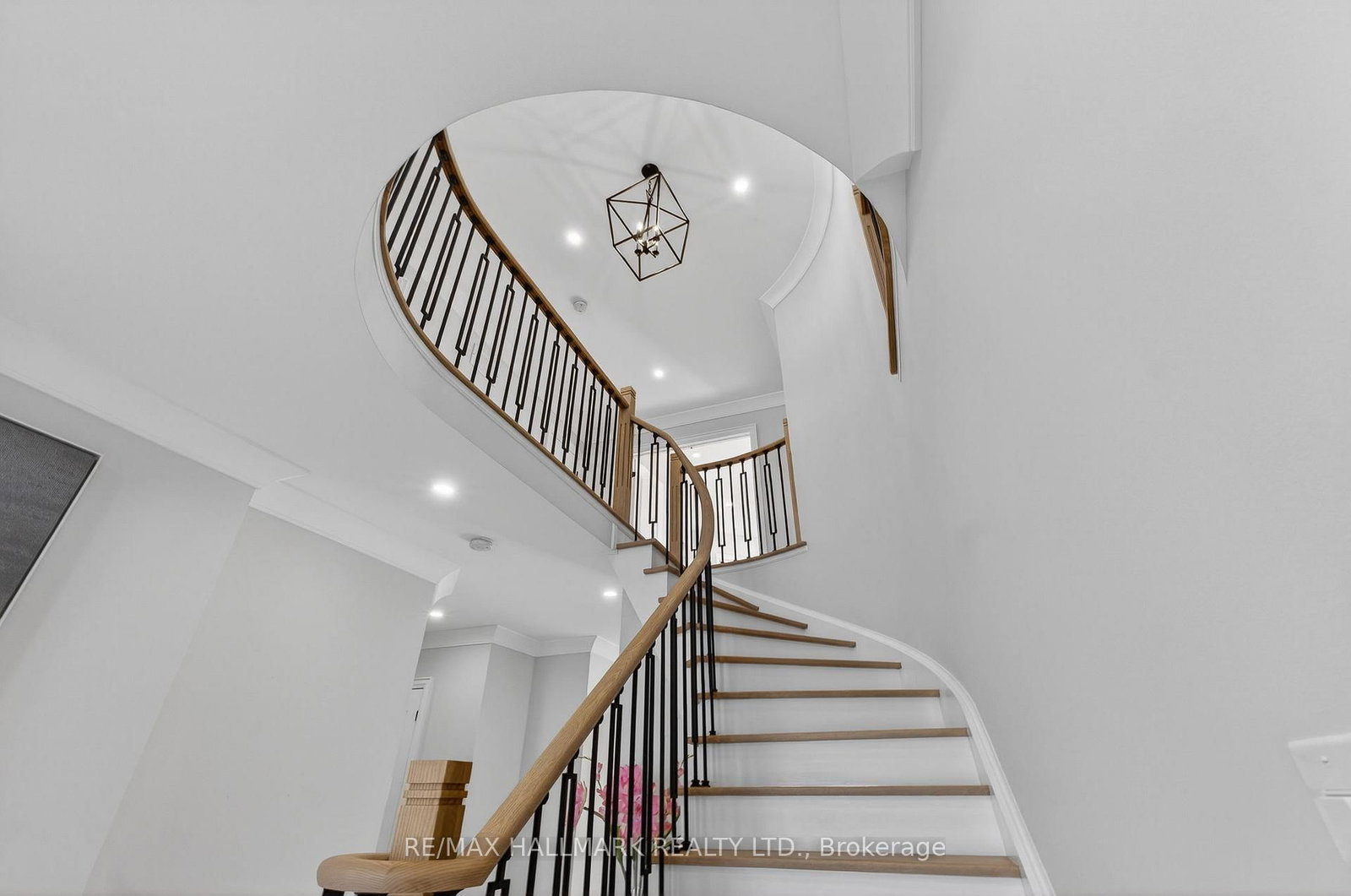 Detached House for sale at 372 Crofters Road, Vaughan, Ontario, L4L 8Y3 - Islington Woods - MLS: N12798716