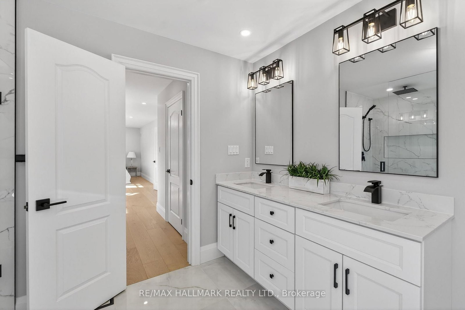 Detached House for sale at 372 Crofters Road, Vaughan, Ontario, L4L 8Y3 - Islington Woods - MLS: N12798716