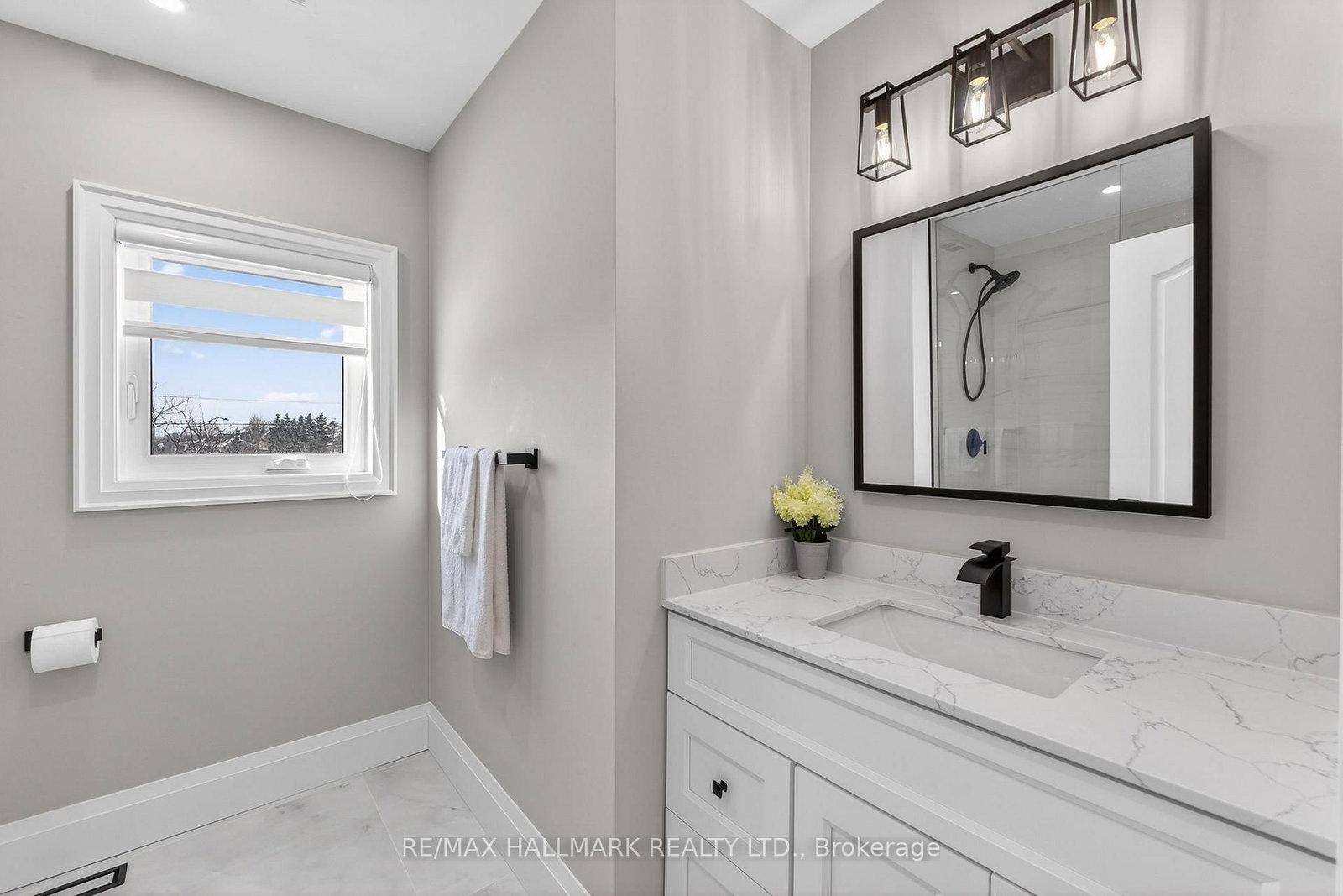 Detached House for sale at 372 Crofters Road, Vaughan, Ontario, L4L 8Y3 - Islington Woods - MLS: N12798716