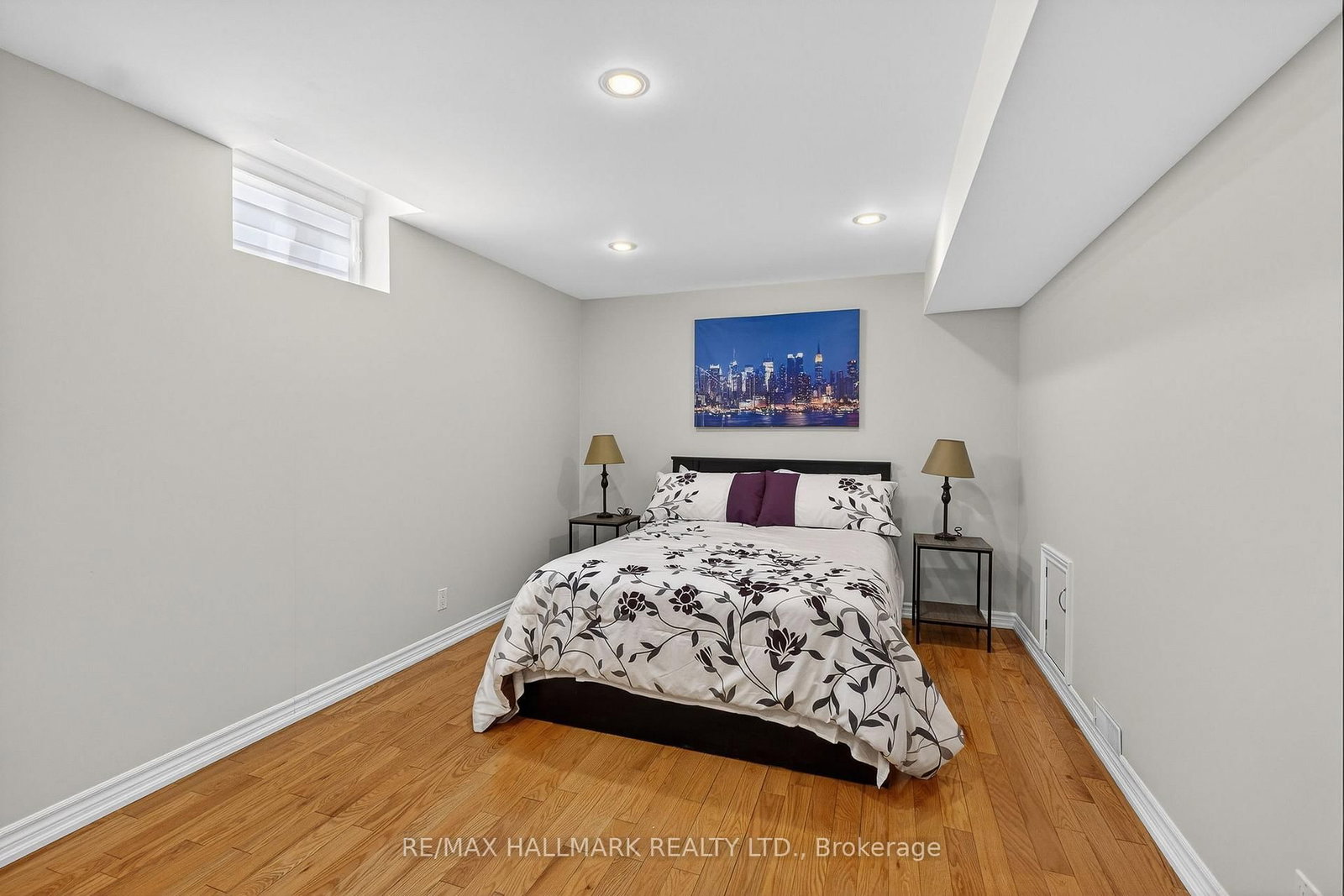 Detached House for sale at 372 Crofters Road, Vaughan, Ontario, L4L 8Y3 - Islington Woods - MLS: N12798716