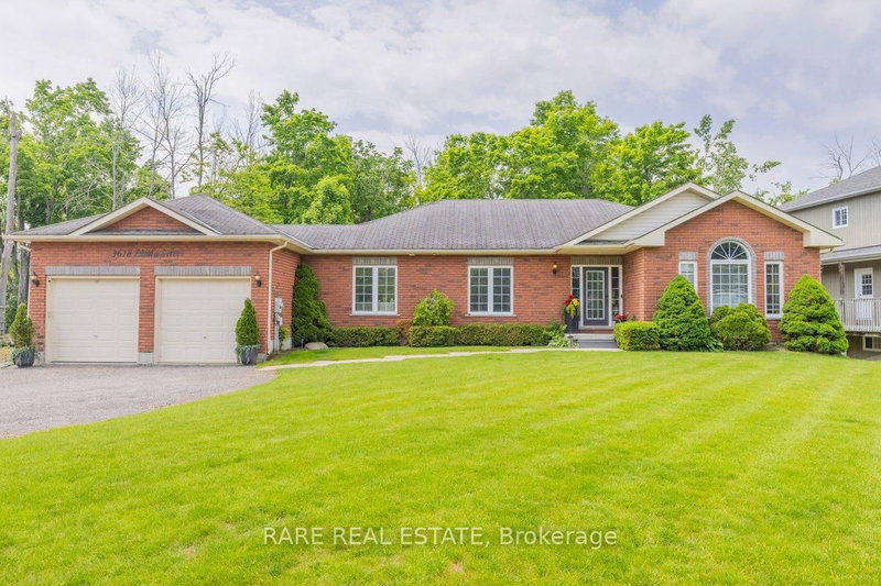 3618 Linda St, Innisfil, L9S 2L2 | Image 2